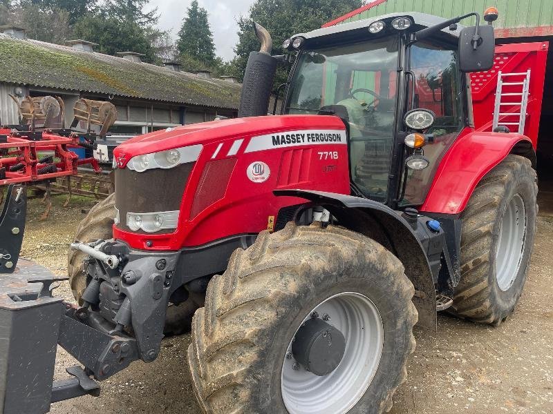 Traktor типа Massey Ferguson MF7718, Gebrauchtmaschine в JOSSELIN