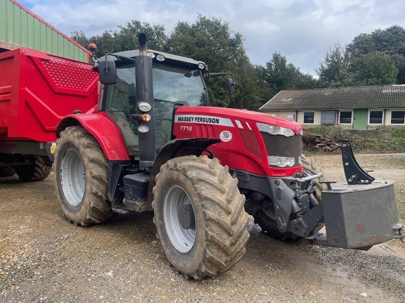 Traktor del tipo Massey Ferguson MF7718, Gebrauchtmaschine In JOSSELIN (Immagine 2)