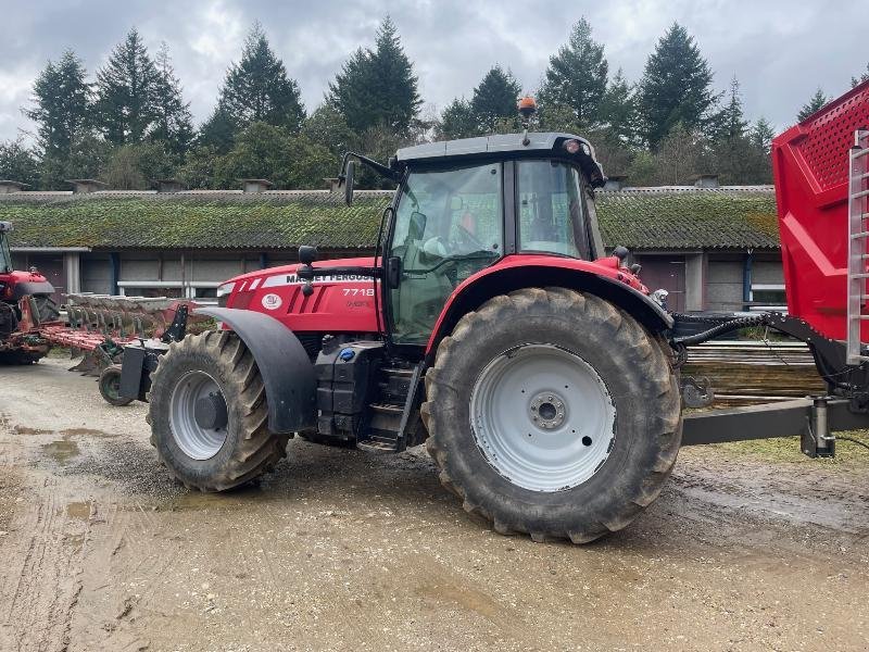 Traktor van het type Massey Ferguson MF7718, Gebrauchtmaschine in JOSSELIN (Foto 3)