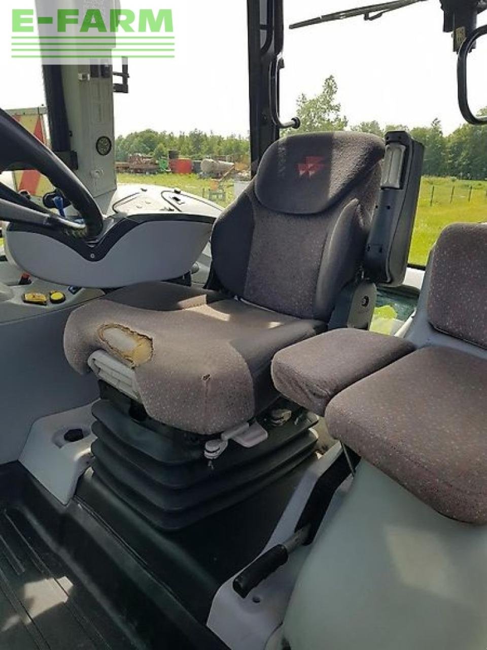 Traktor van het type Massey Ferguson mf8480, Gebrauchtmaschine in EIXEN (Foto 3)