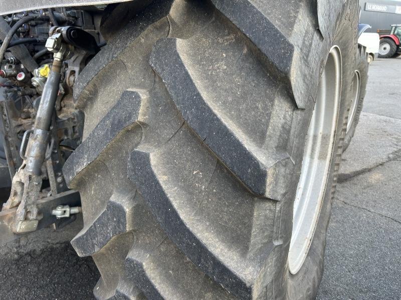 Traktor van het type Massey Ferguson MF8727S NEW, Gebrauchtmaschine in JOSSELIN (Foto 8)