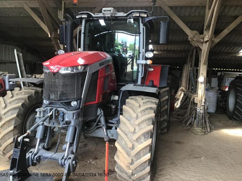 Traktor от тип Massey Ferguson MF8S.205, Gebrauchtmaschine в LANDIVISIAU