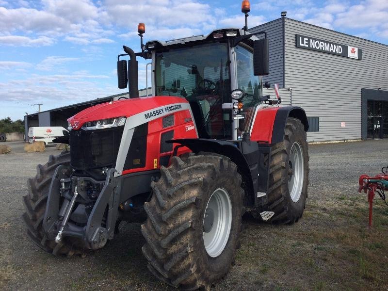 Traktor Türe ait Massey Ferguson MF8S.245, Gebrauchtmaschine içinde JOSSELIN (resim 1)