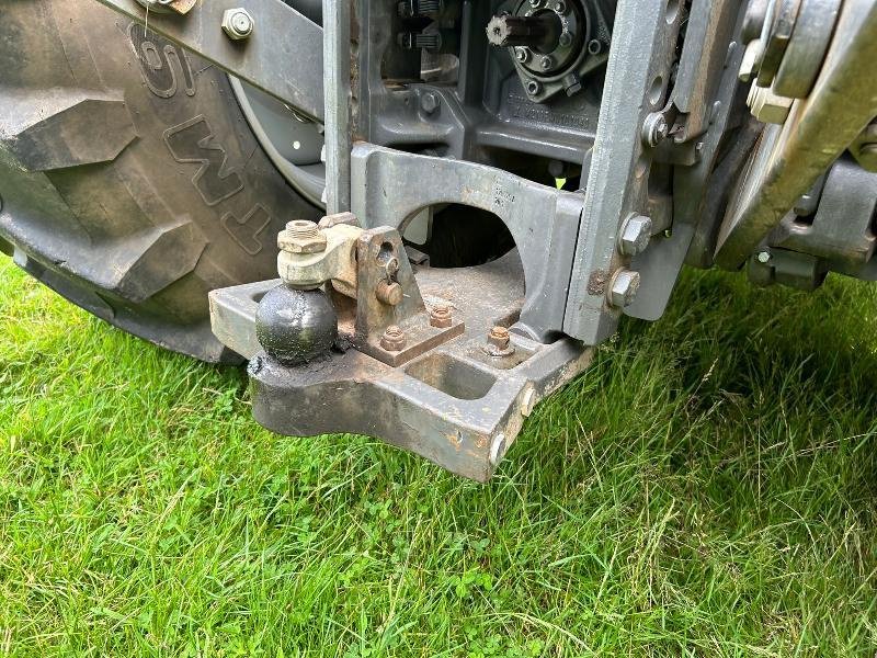 Traktor van het type Massey Ferguson MF8S.265, Gebrauchtmaschine in BRIEC (Foto 7)