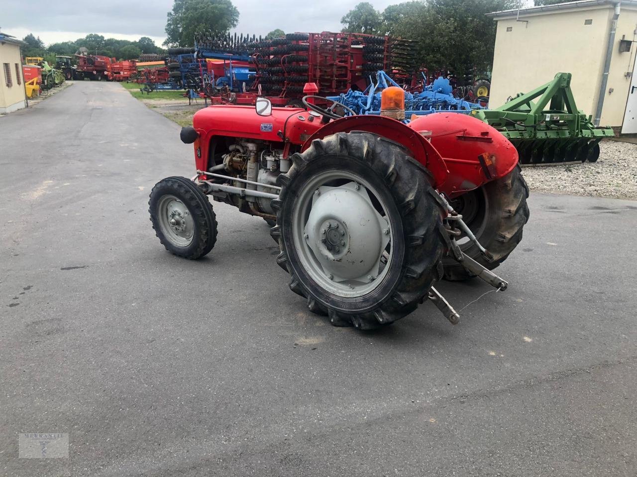 Traktor Türe ait Massey Ferguson TE 20 L12L, Gebrauchtmaschine içinde Pragsdorf (resim 8)