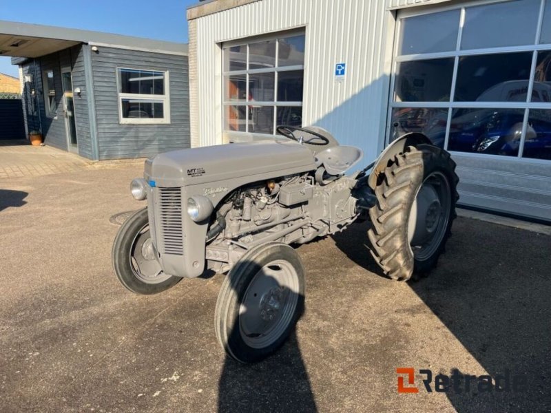 Traktor tipa Massey Ferguson TEA 20 Oldtimer Traktor, Gebrauchtmaschine u Rødovre (Slika 1)