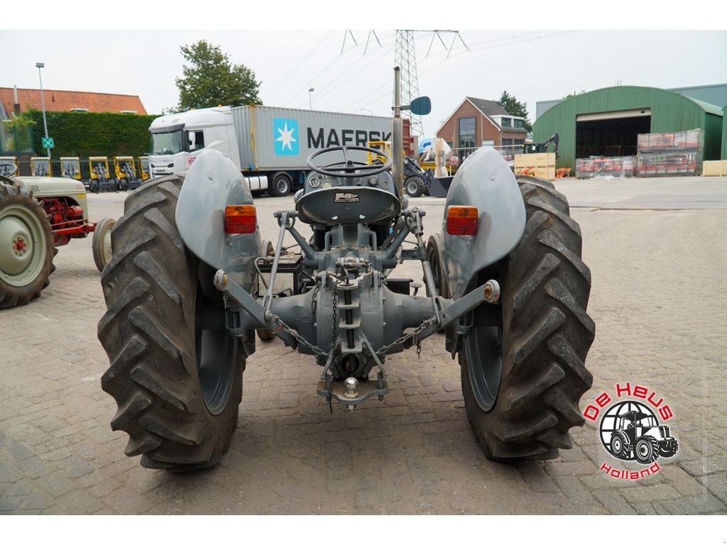 Traktor of the type Massey Ferguson Tef diesel, Gebrauchtmaschine in MIJNSHEERENLAND (Picture 4)