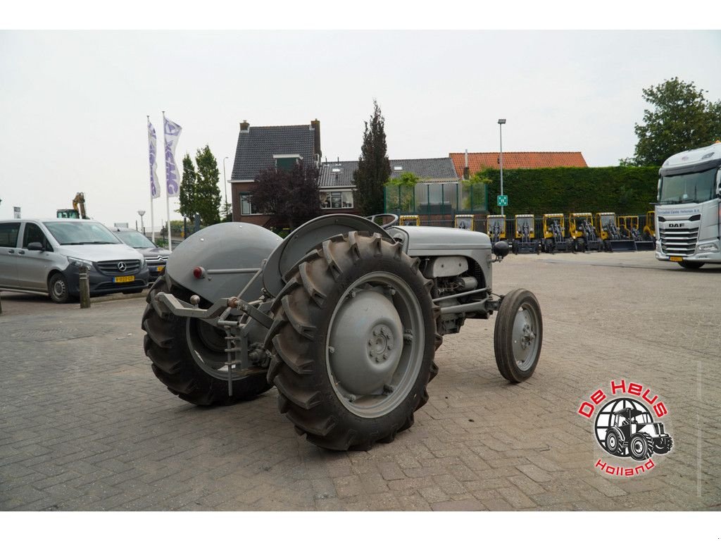 Traktor of the type Massey Ferguson Tef petroleum, Gebrauchtmaschine in MIJNSHEERENLAND (Picture 3)