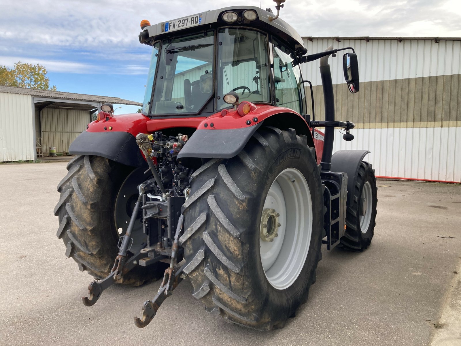 Traktor Türe ait Massey Ferguson TRACTEUR 7718 S EFFICIENT, Gebrauchtmaschine içinde VAROIS & CHAIGNOT (resim 4)