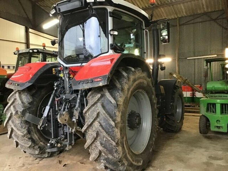 Traktor del tipo Massey Ferguson TRACTEUR M-F 8S225, Gebrauchtmaschine en Paray-le-monial (Imagen 3)