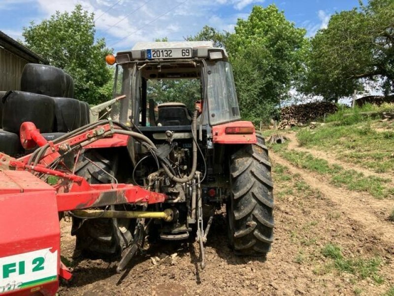 Traktor des Typs Massey Ferguson TRACTEUR, Gebrauchtmaschine in Feurs (Bild 4)