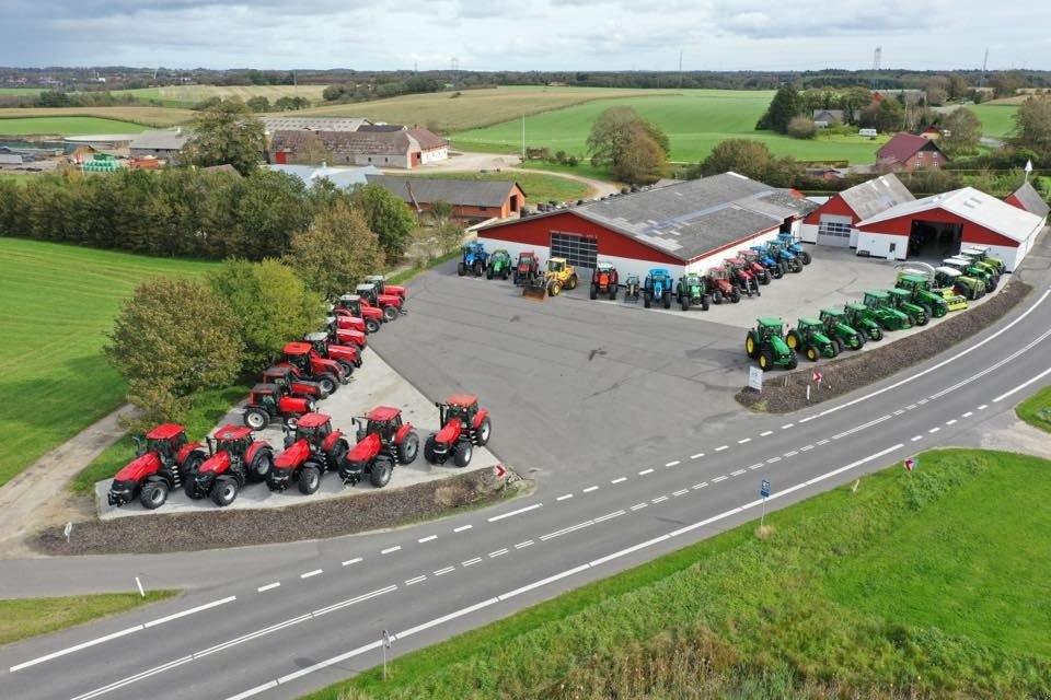 Traktor des Typs Massey Ferguson TRAKTORER KØBES - ALLE MÆRKER OG MODELLER, Gebrauchtmaschine in Nørager (Bild 1)