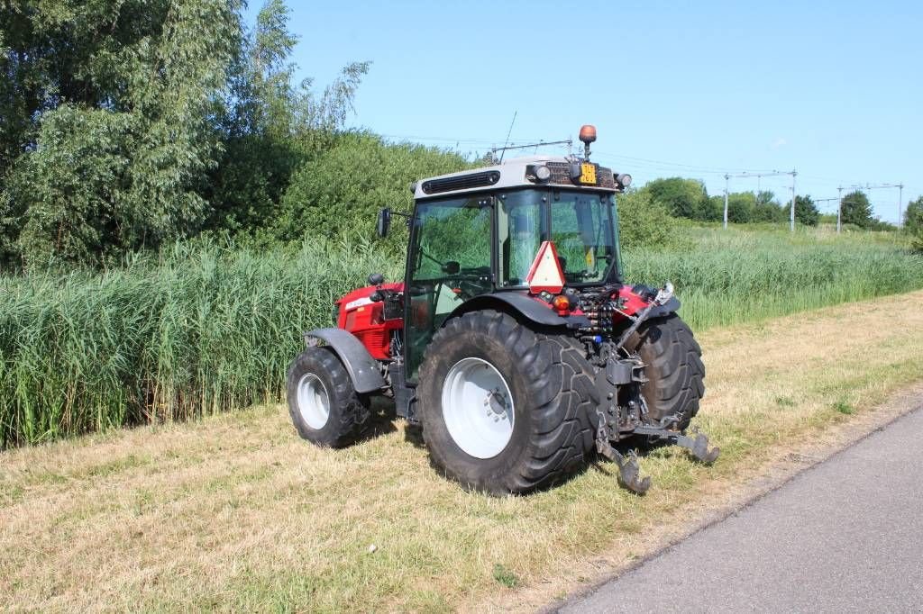 Traktor типа Massey Ferguson WF3710 Effici&euml;nt, Gebrauchtmaschine в Geldermalsen (Фотография 7)