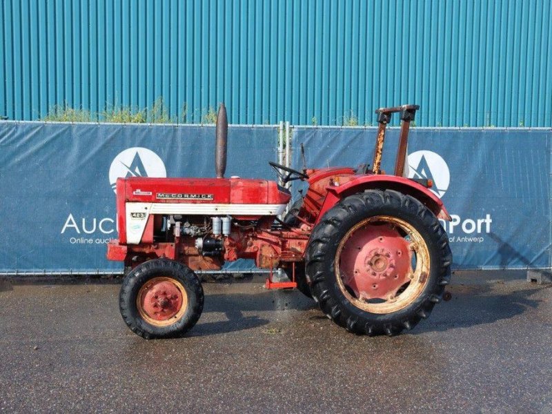 Traktor tipa McCormick 423, Gebrauchtmaschine u Antwerpen (Slika 1)