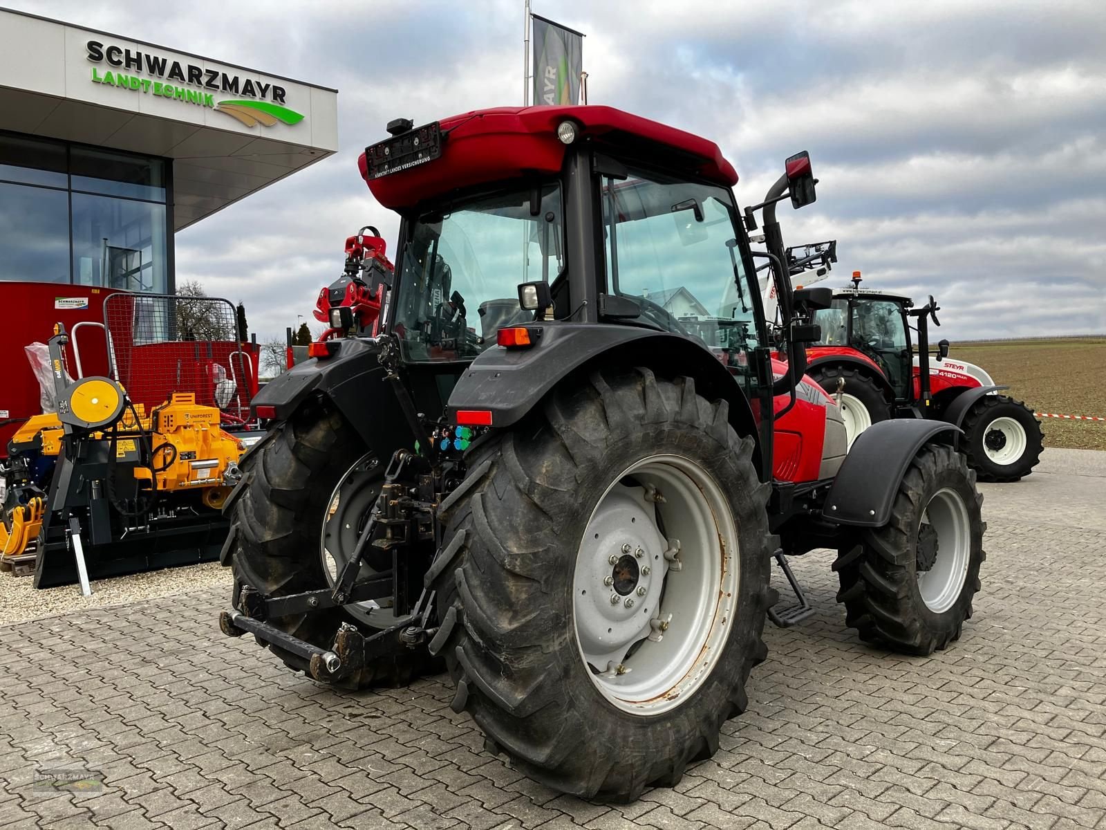 Traktor du type McCormick C 100 MAX, Gebrauchtmaschine en Aurolzmünster (Photo 3)