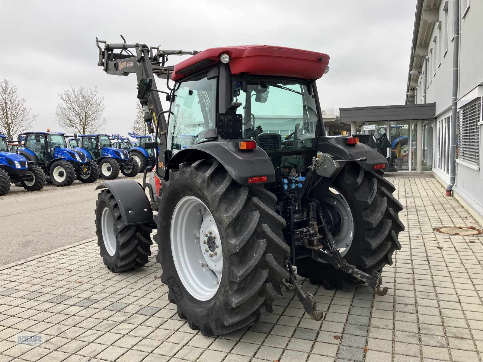 Traktor van het type McCormick C 95 max, Gebrauchtmaschine in Salching bei Straubing (Foto 8)