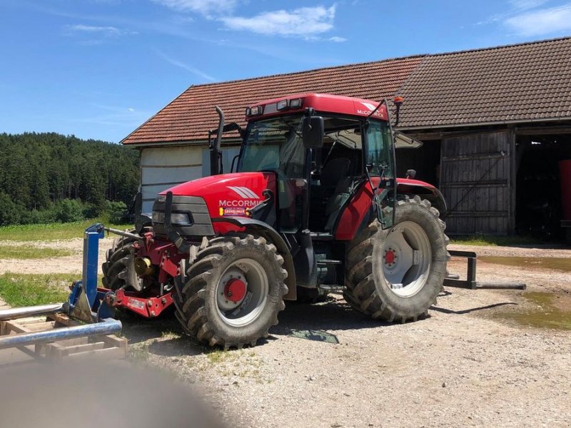 Traktor of the type McCormick CX 105 XtraShift, Gebrauchtmaschine in Burgkirchen