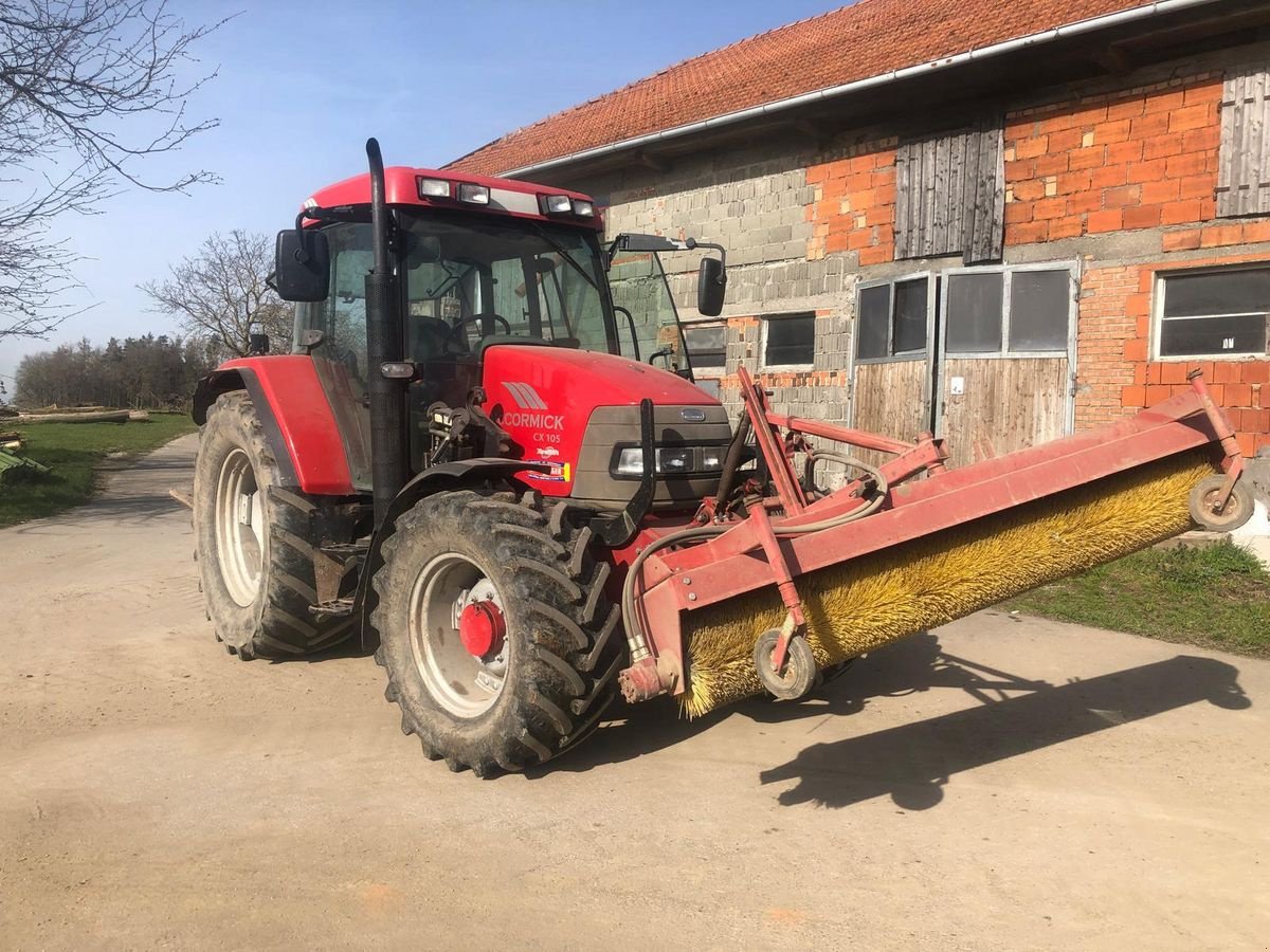 Traktor of the type McCormick CX 105 XtraShift, Gebrauchtmaschine in Burgkirchen (Picture 11)