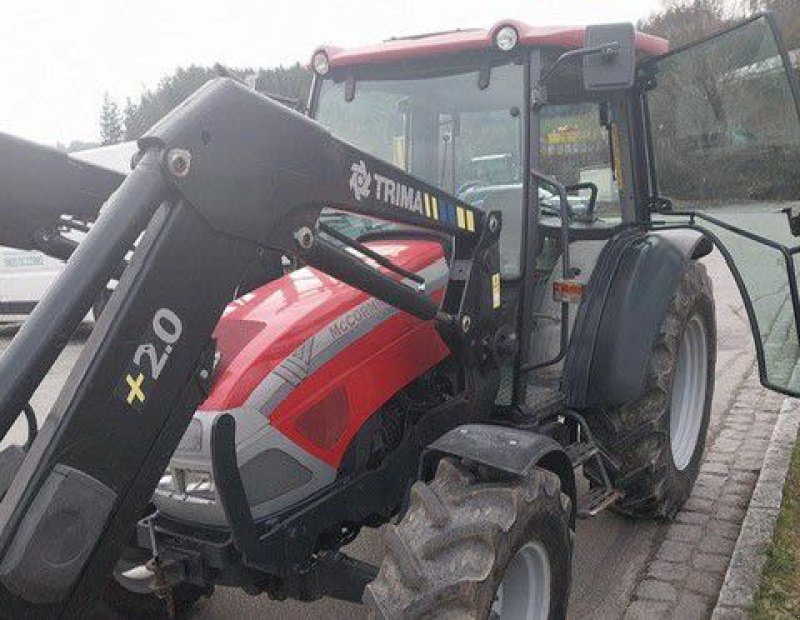 Traktor van het type McCormick CX 75 L, Gebrauchtmaschine in Bad Griesbach (Foto 2)