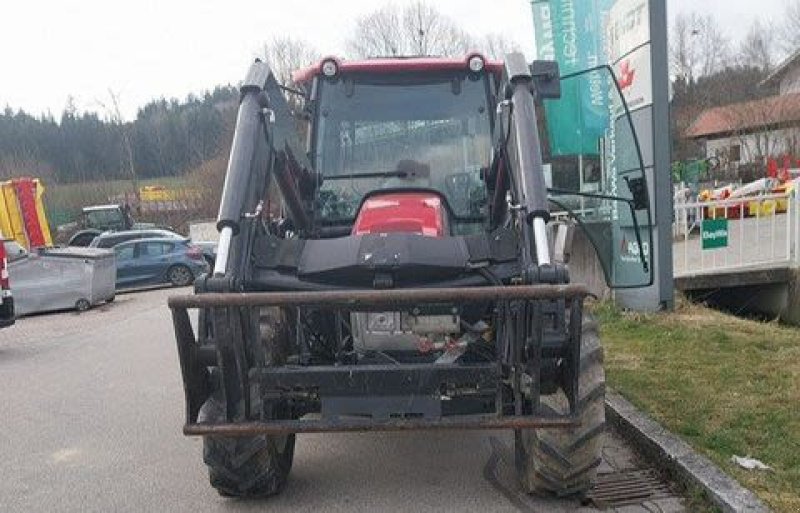 Traktor van het type McCormick CX 75 L, Gebrauchtmaschine in Bad Griesbach (Foto 3)