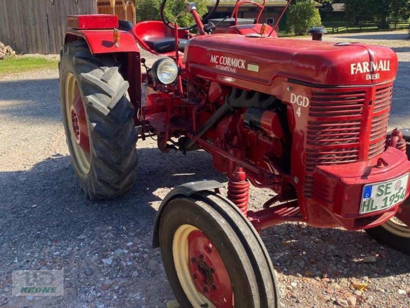 Traktor van het type McCormick DGD-4, Gebrauchtmaschine in Alt-Mölln (Foto 1)