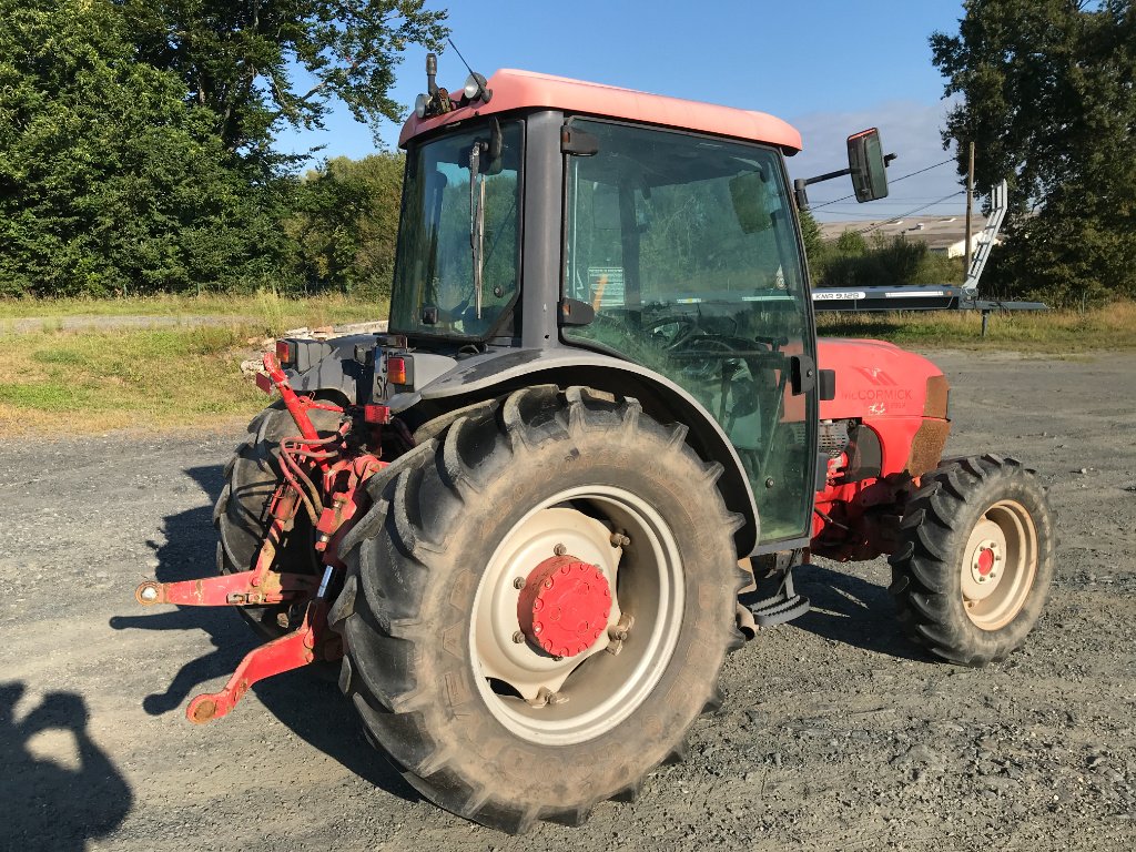 Traktor del tipo McCormick F 95 XL . DESTOCKAGE, Gebrauchtmaschine en UZERCHE (Imagen 3)