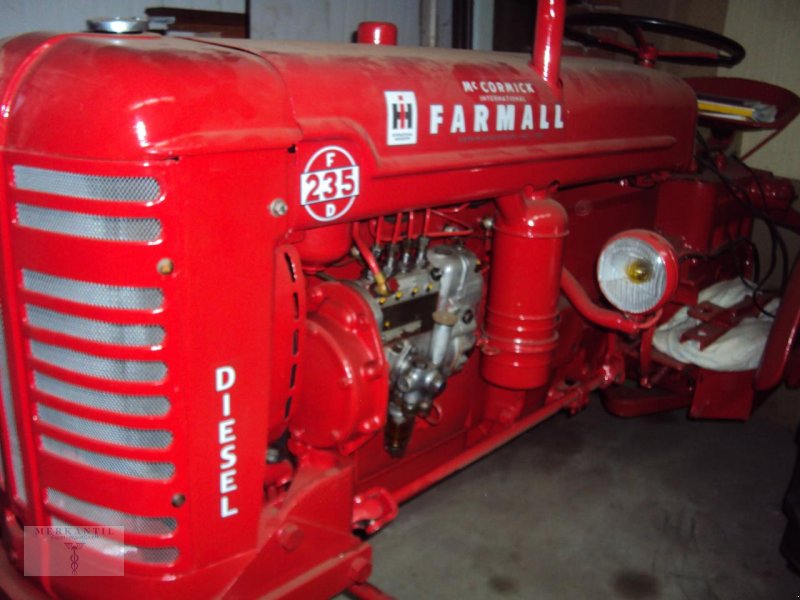 Traktor of the type McCormick Farmall F-235 D, Gebrauchtmaschine in Pragsdorf (Picture 1)