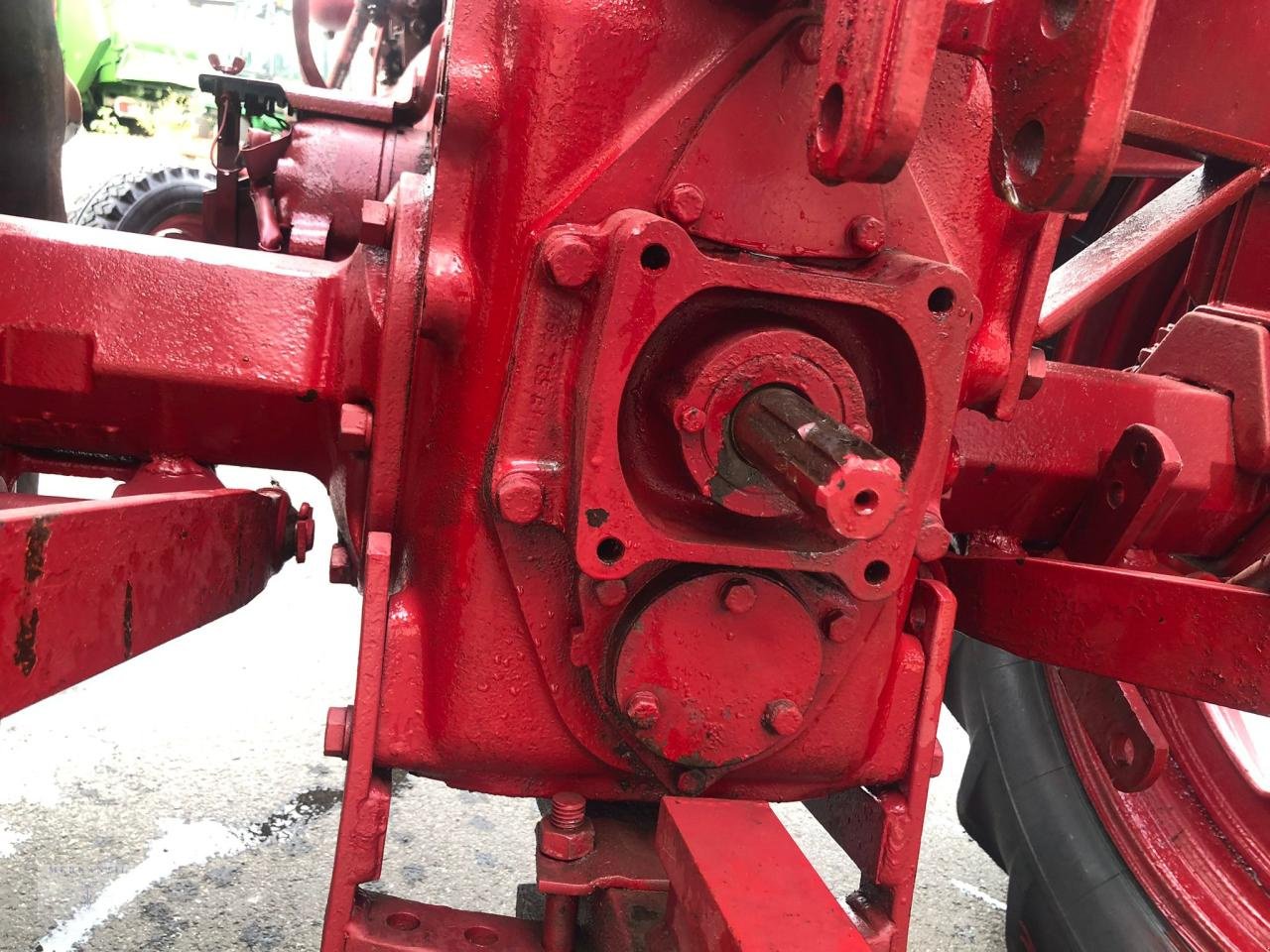 Traktor Türe ait McCormick Farmall F-265, Gebrauchtmaschine içinde Pragsdorf (resim 13)