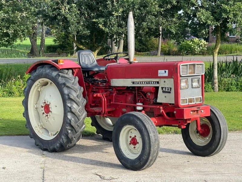 Traktor of the type McCormick international 423 international 423, Gebrauchtmaschine in Ruinerwold