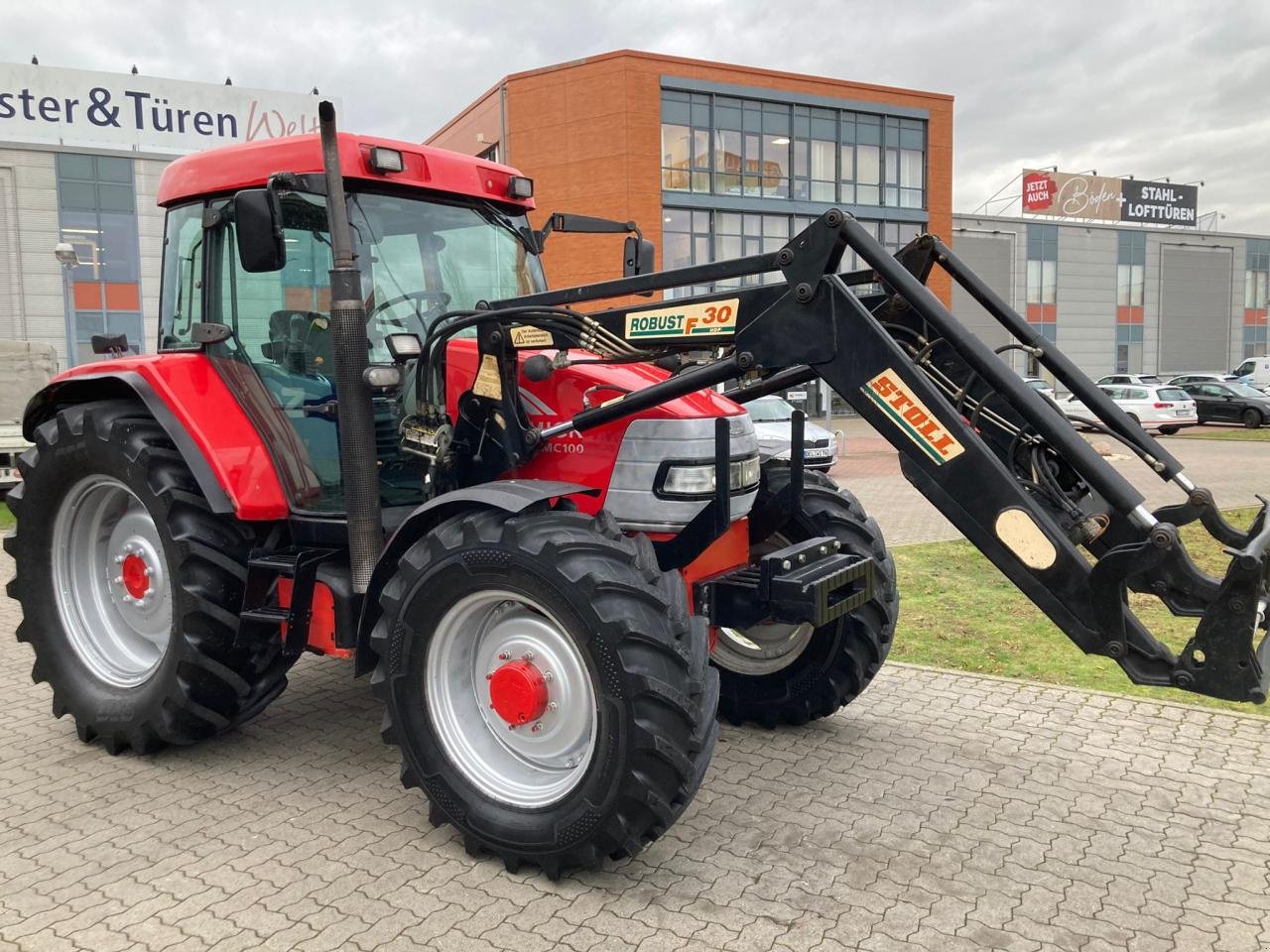 Traktor van het type McCormick MC 100, Gebrauchtmaschine in Stuhr (Foto 3)