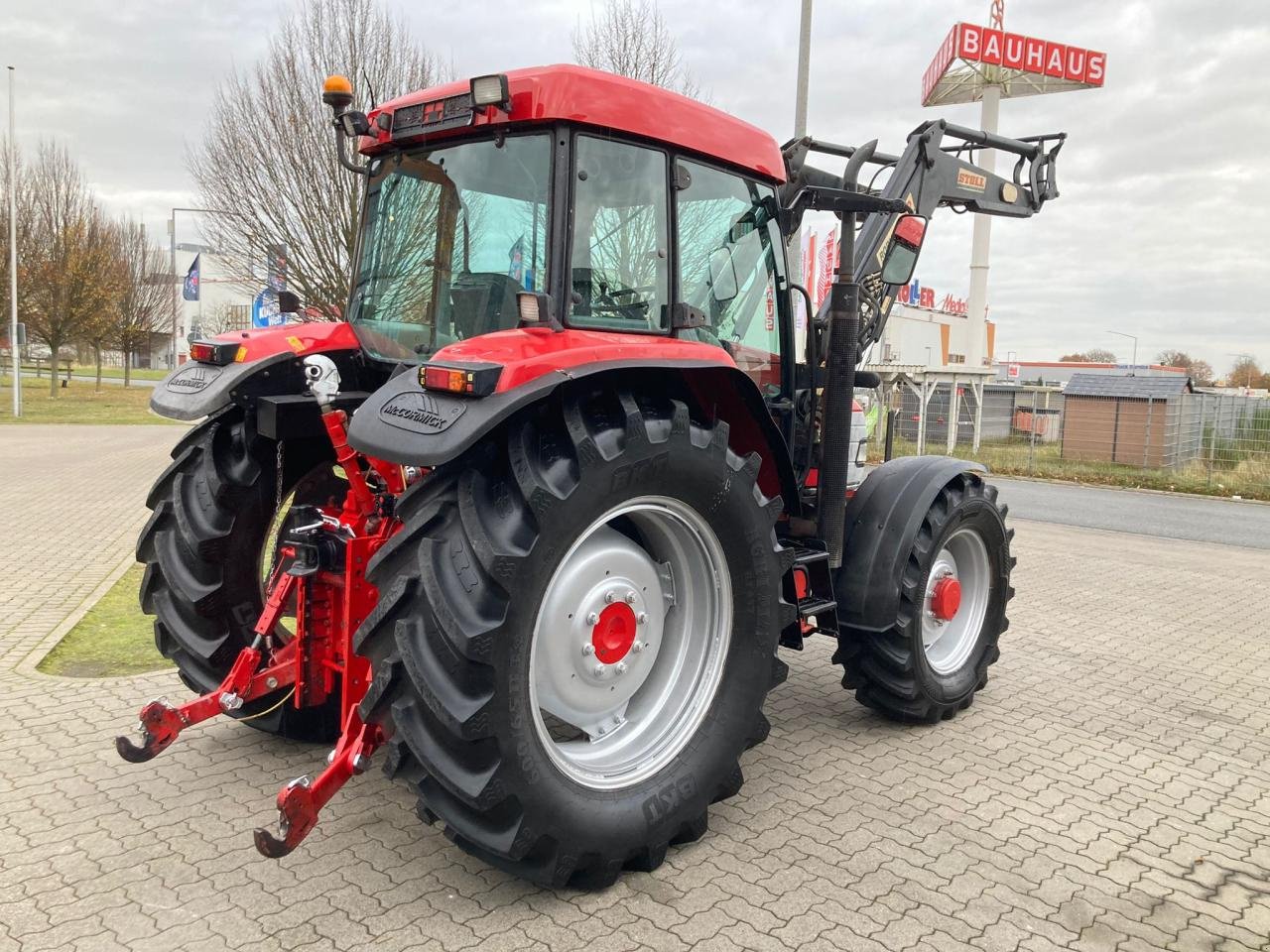 Traktor van het type McCormick MC 100, Gebrauchtmaschine in Stuhr (Foto 5)