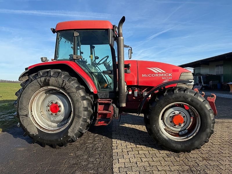 Traktor типа McCormick MC120 Power6, Gebrauchtmaschine в Steinau  (Фотография 3)