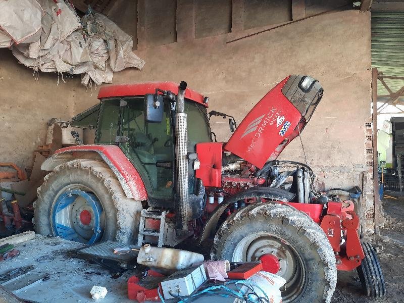 Traktor του τύπου McCormick MC135, Gebrauchtmaschine σε CHAUMONT (Φωτογραφία 1)