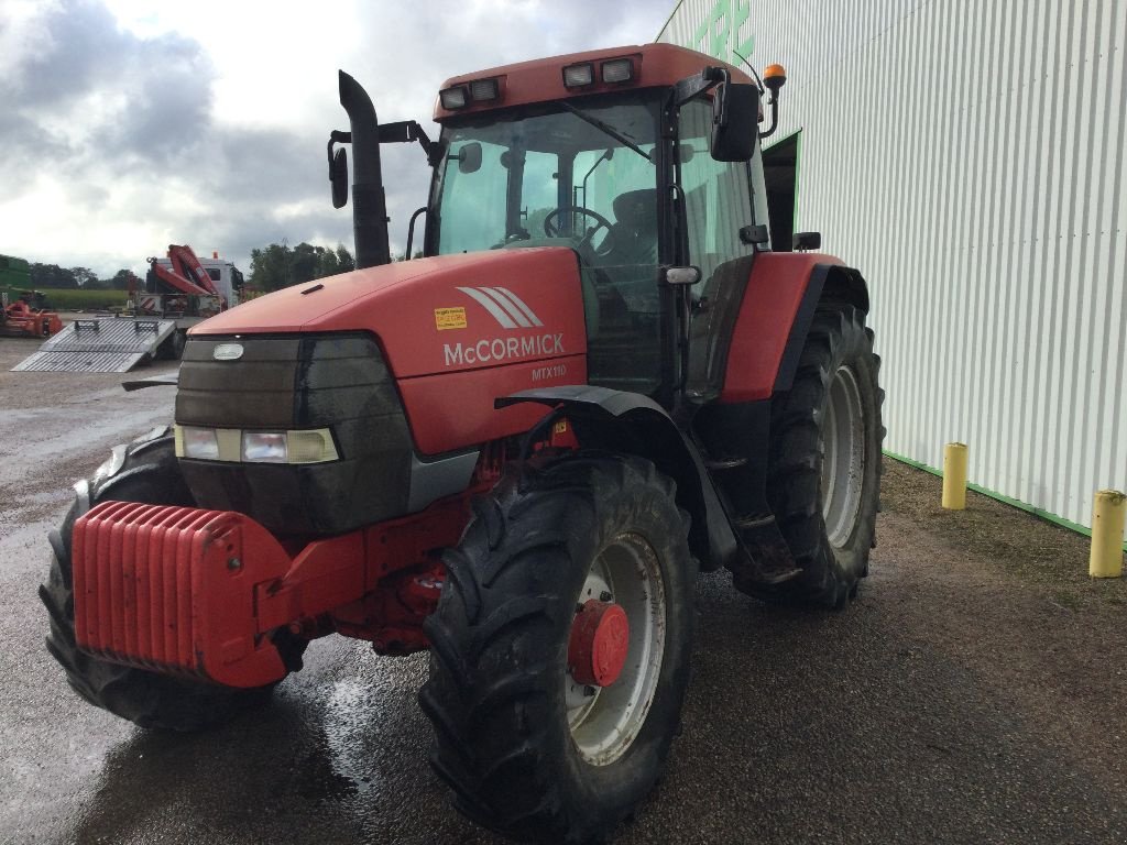 Traktor van het type McCormick MTX 110, Gebrauchtmaschine in LISIEUX (Foto 2)