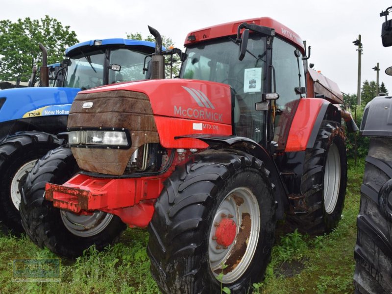 Traktor типа McCormick MTX 120, Gebrauchtmaschine в Oyten