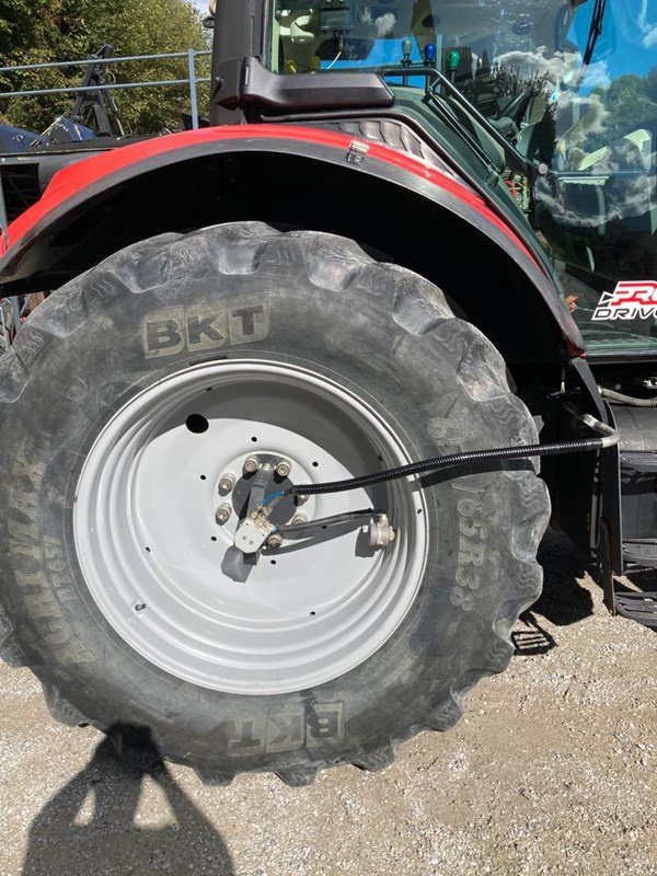 Traktor Türe ait McCormick X 7.650, Gebrauchtmaschine içinde Helgisried (resim 3)