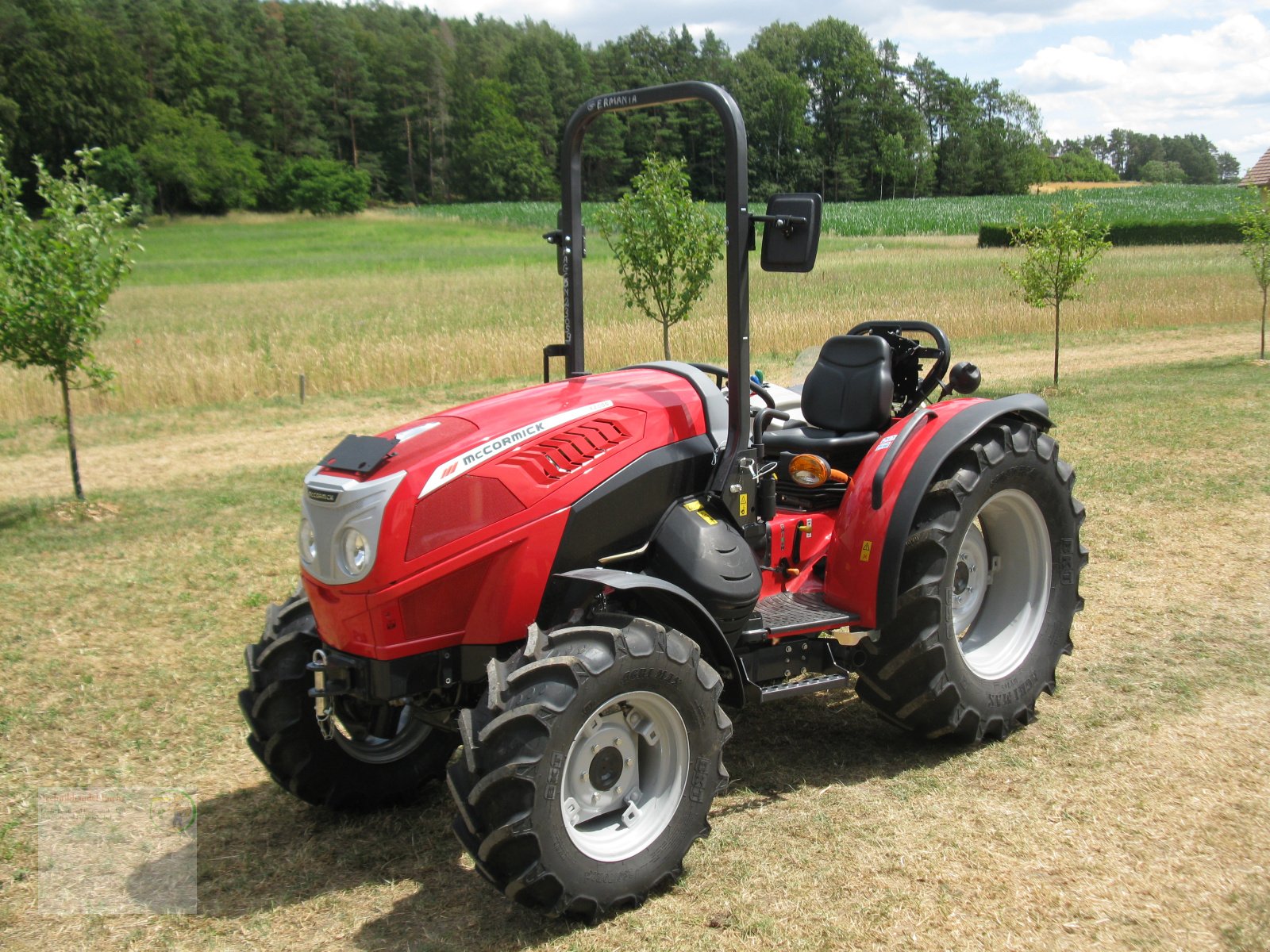 Traktor tipa McCormick X2.055, Neumaschine u Pottenstein (Slika 2)