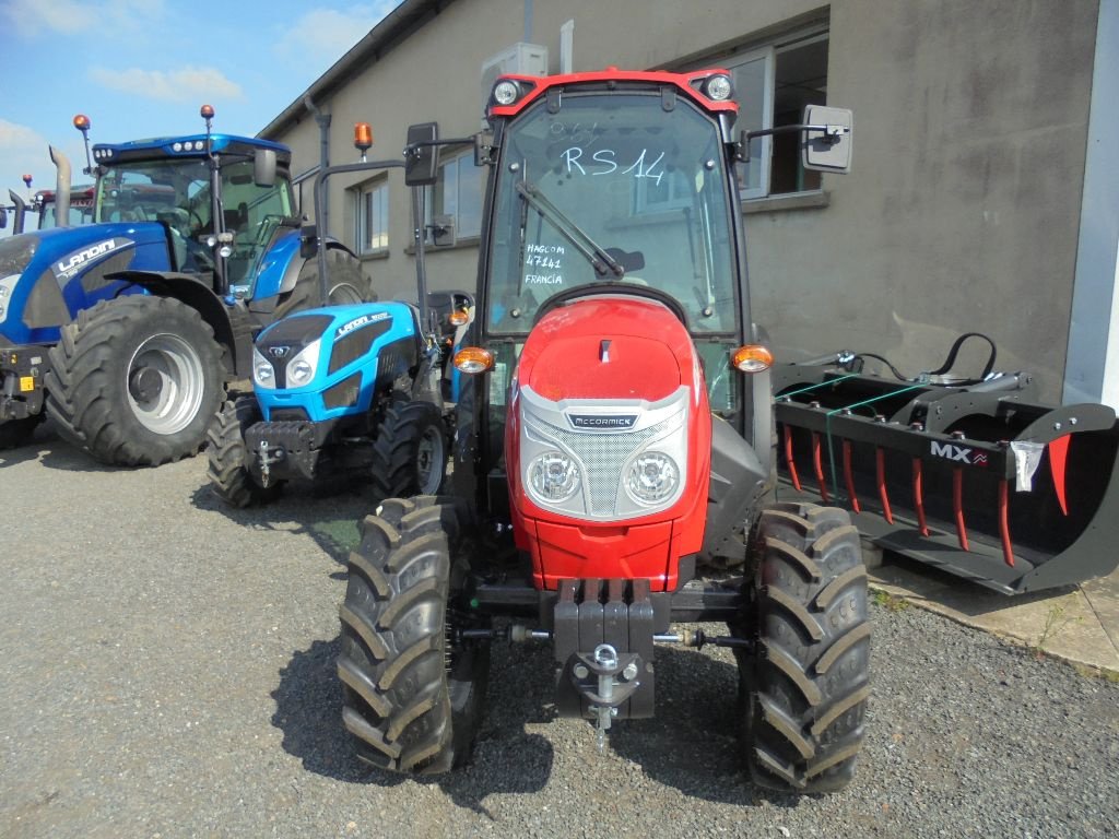 Traktor typu McCormick X2.055, Gebrauchtmaschine w AUTHON (Zdjęcie 2)