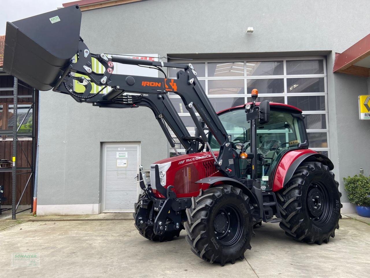 Traktor типа McCormick X4.080 mit Frontlader, Klima, Akion Powershuttle kostenlos!, Neumaschine в Geiselhöring (Фотография 2)