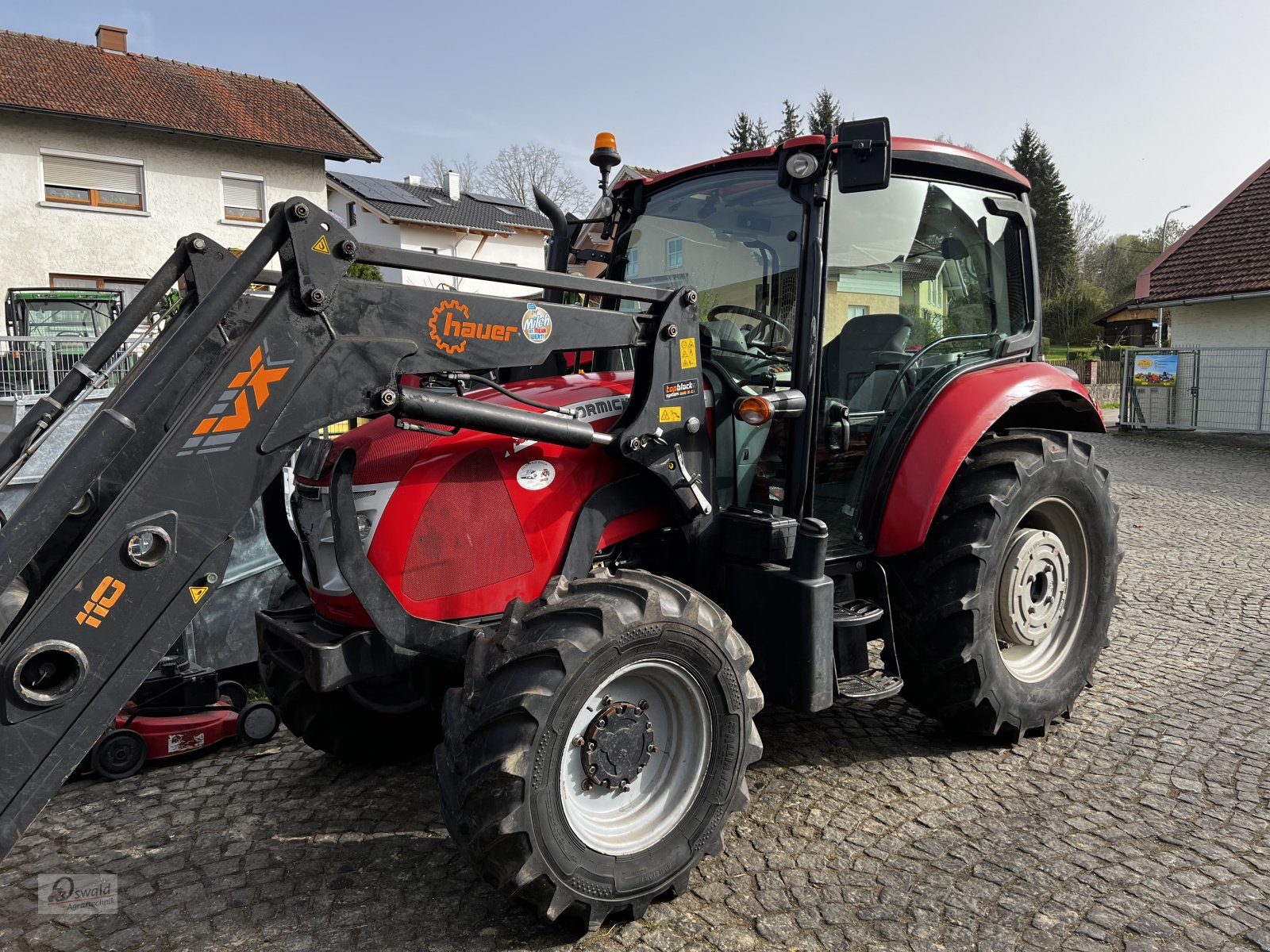 Traktor tipa McCormick X4.50, Gebrauchtmaschine u Regen (Slika 1)