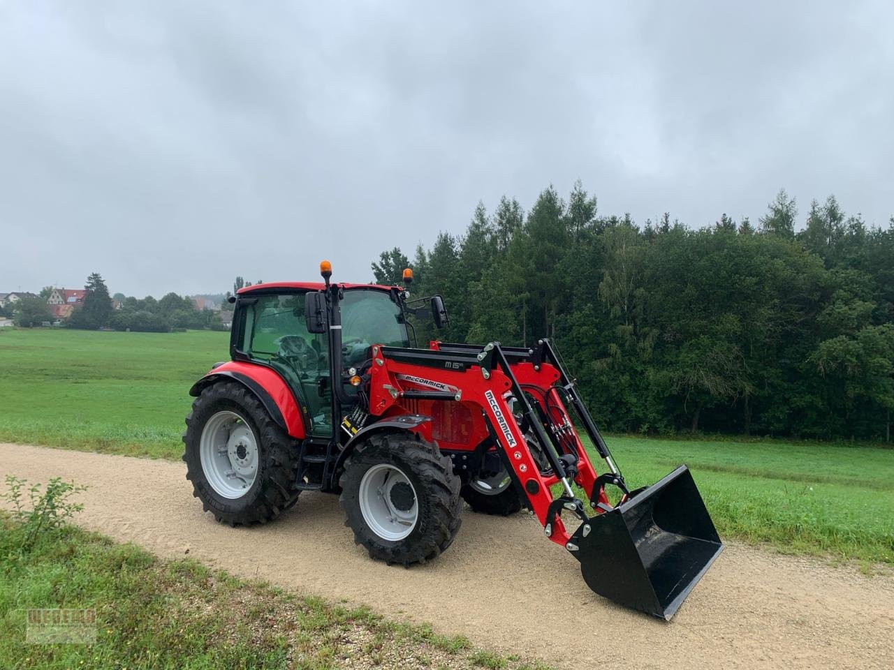 Traktor van het type McCormick X5 85, Gebrauchtmaschine in Lauf-Simonshofen (Foto 2)