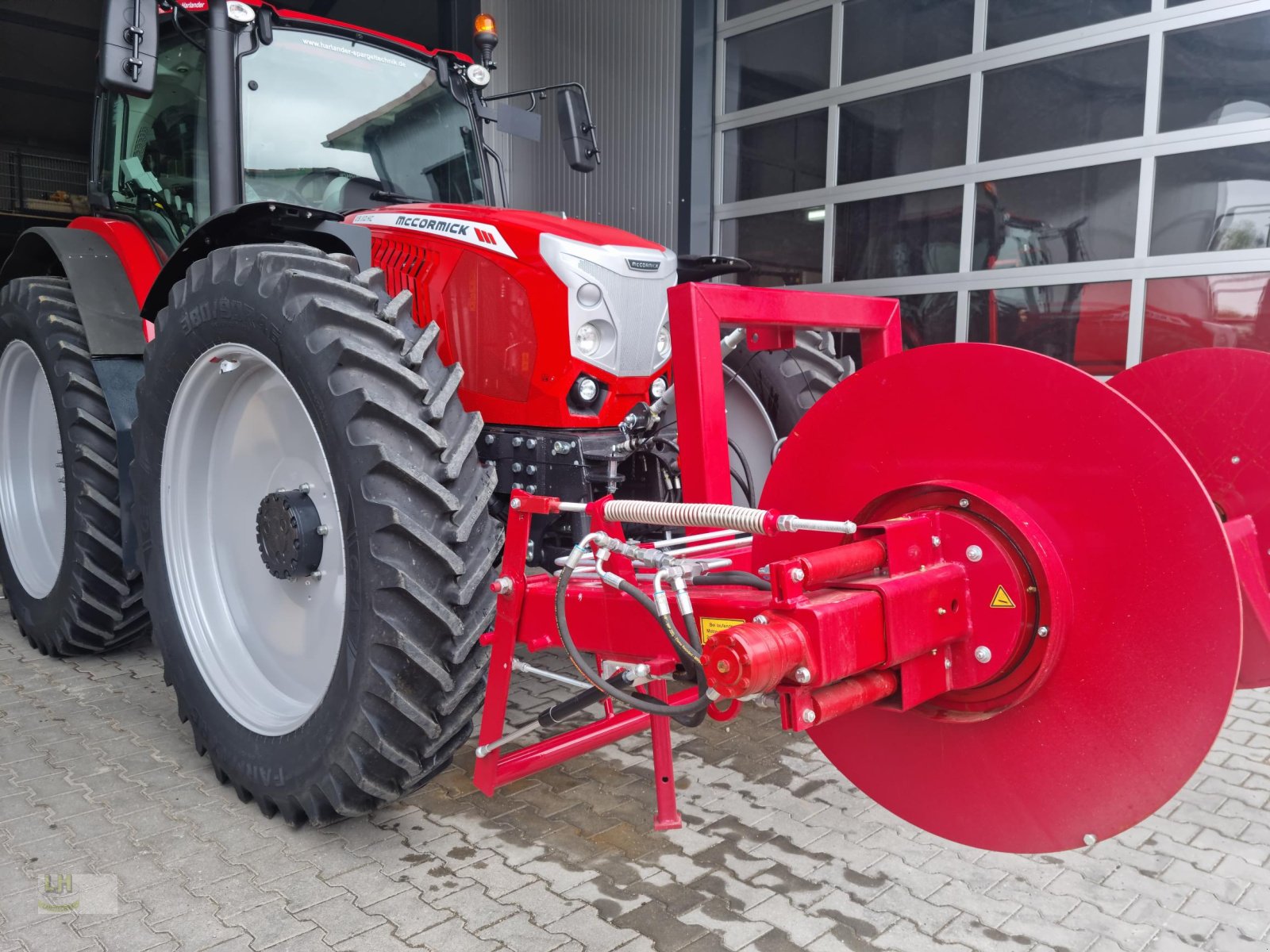 Traktor of the type McCormick X5.110 HC Hochrad, Gebrauchtmaschine in Aresing (Picture 1)