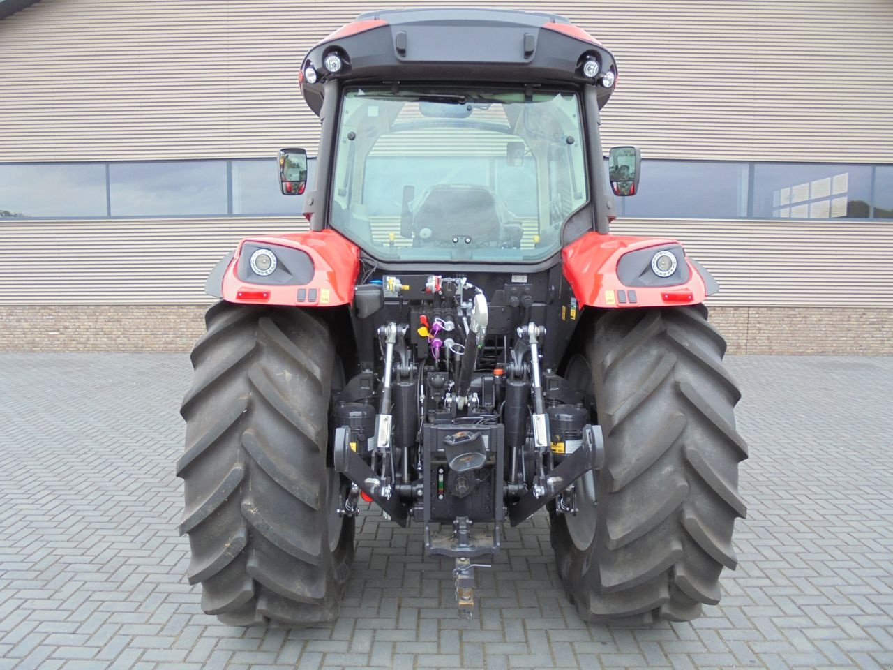 Traktor от тип McCormick x6-414, Gebrauchtmaschine в Houten (Снимка 7)