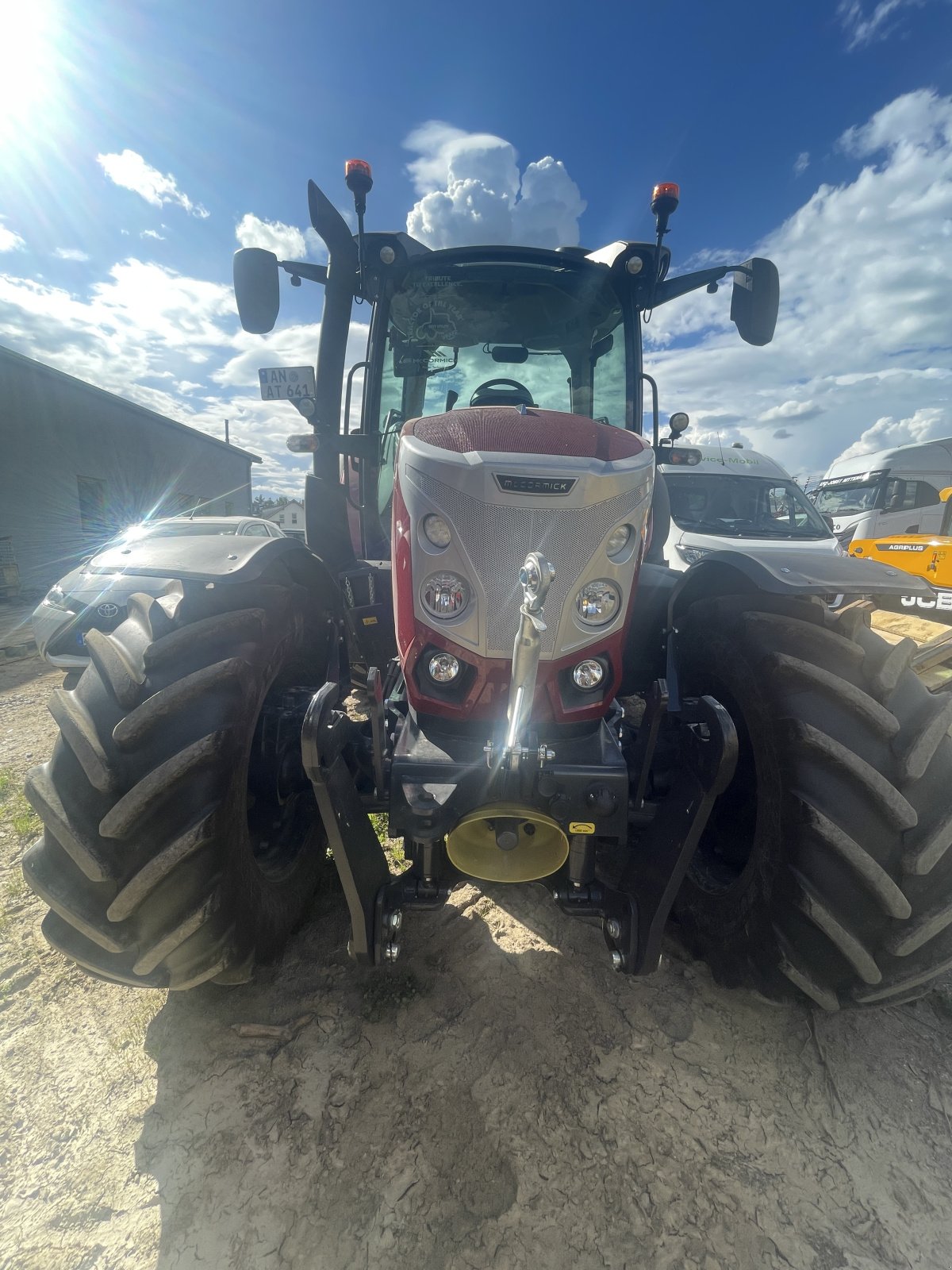 Traktor tipa McCormick X6.414, Neumaschine u Nittenau (Slika 2)