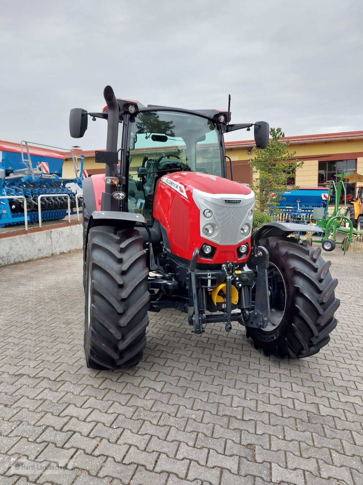 Traktor Türe ait McCormick X6.415, Neumaschine içinde Ortenburg (resim 2)