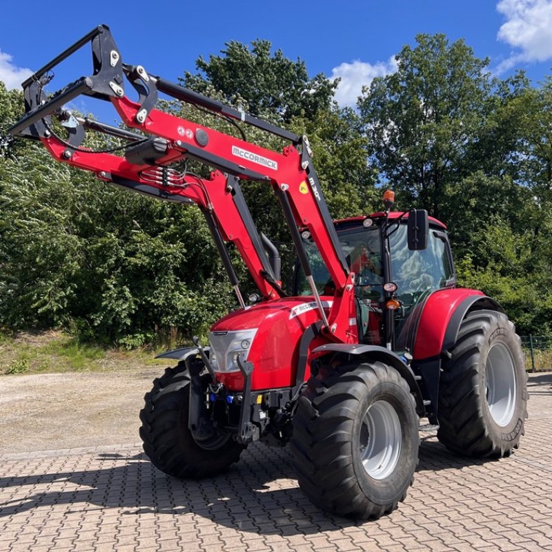 Traktor типа McCormick X6.55 A Traktor **neuwertig**, Gebrauchtmaschine в Bramsche (Фотография 1)