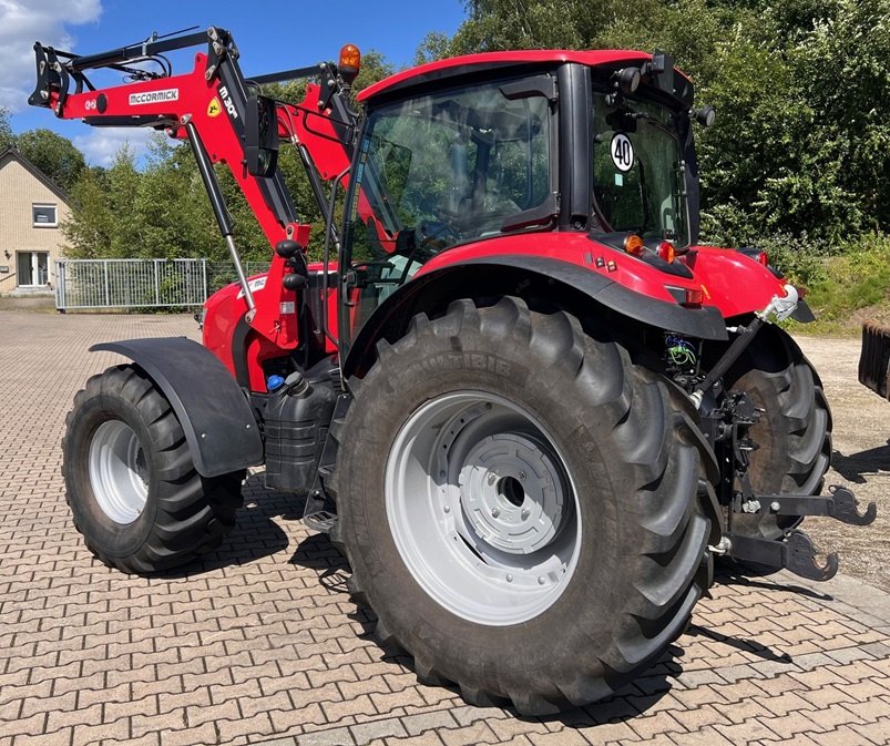 Traktor типа McCormick X6.55 A Traktor **neuwertig**, Gebrauchtmaschine в Bramsche (Фотография 5)