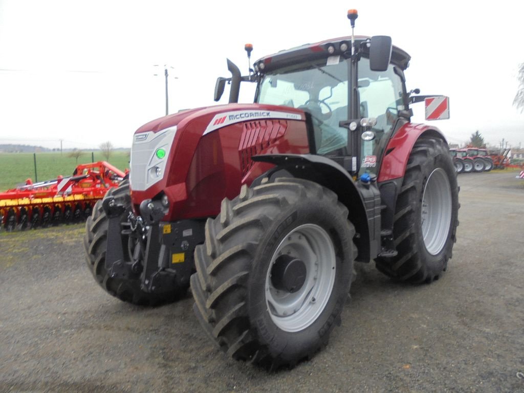 Traktor van het type McCormick X7-623M, Gebrauchtmaschine in AUTHON (Foto 4)