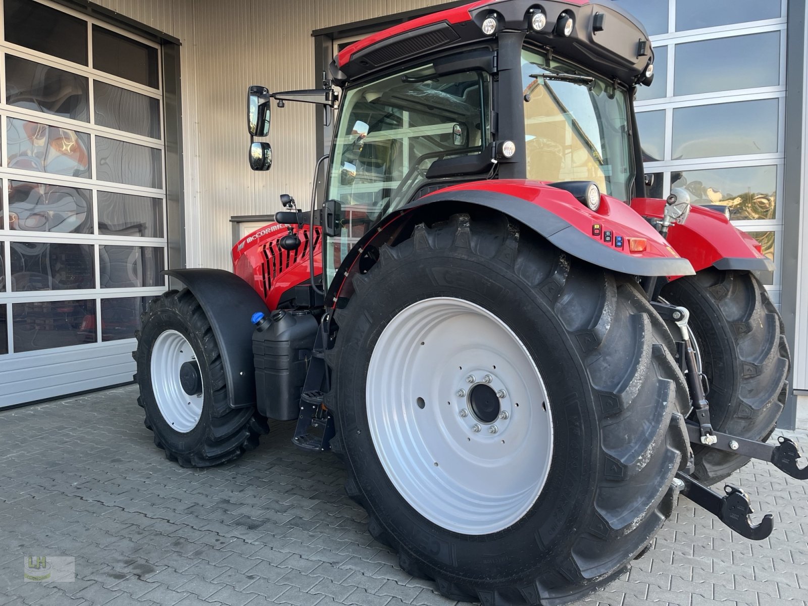 Traktor a típus McCormick X7.618, Neumaschine ekkor: Aresing (Kép 7)