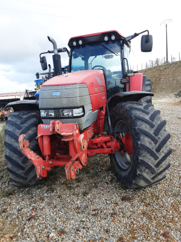 Traktor del tipo McCormick XTX 185, Gebrauchtmaschine In NANTILLOIS (Immagine 3)